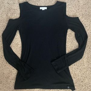 Treasure and Bond cold shoulder long sleeve top